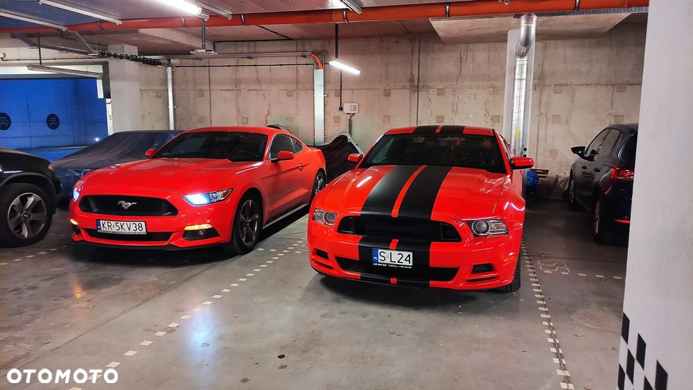Ford Mustang 3.7 V6 Premium - 1