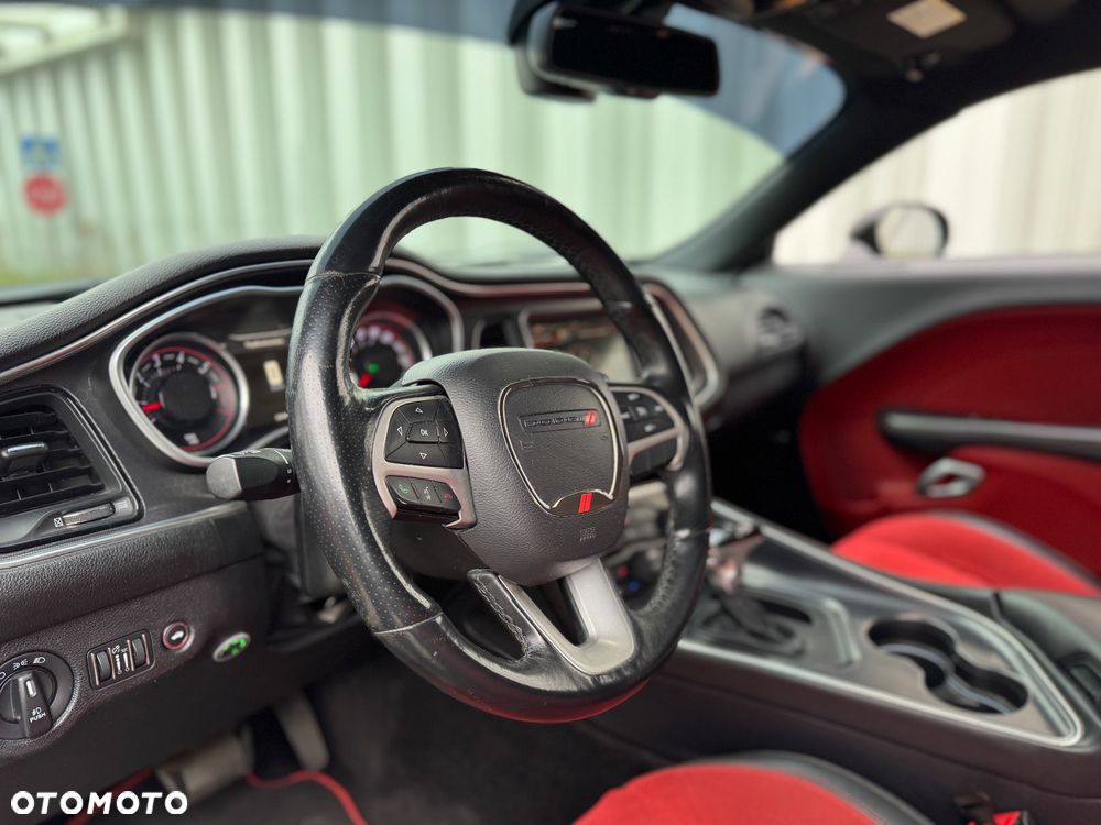 Dodge Challenger Automatik SRT 392 - 31