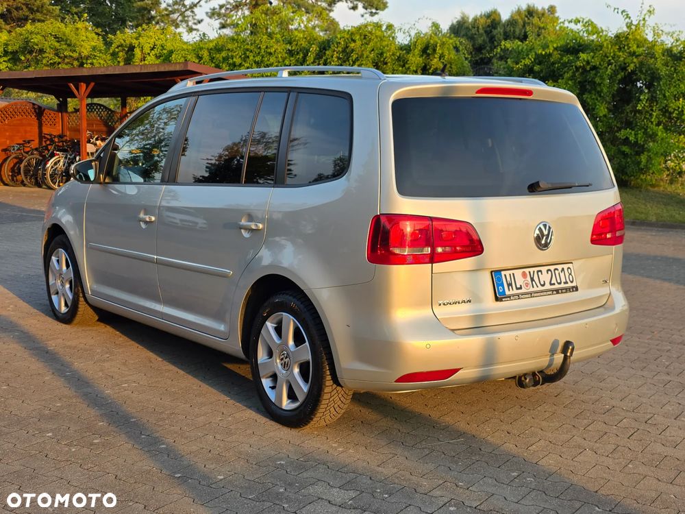 Volkswagen Touran - 7