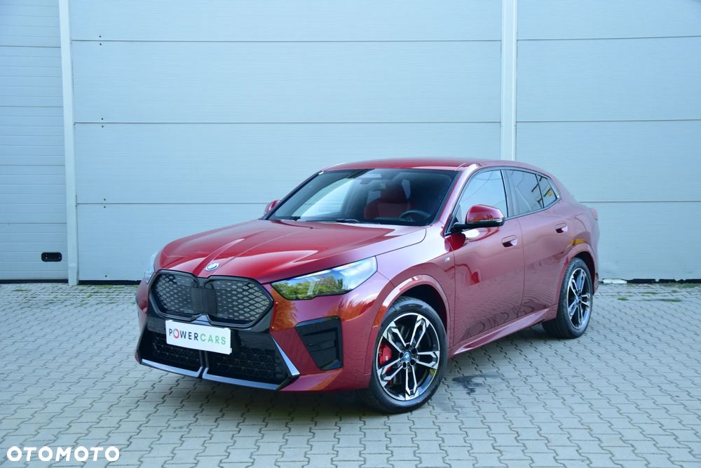 BMW iX2 xDrive30 66.5kWh M Sport - 41