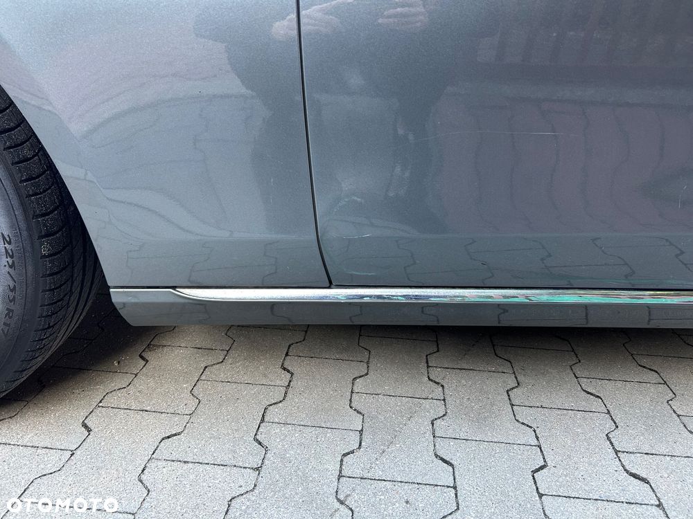 Mercedes-Benz Klasa E 220 d 4-Matic 9G-TRONIC - 16