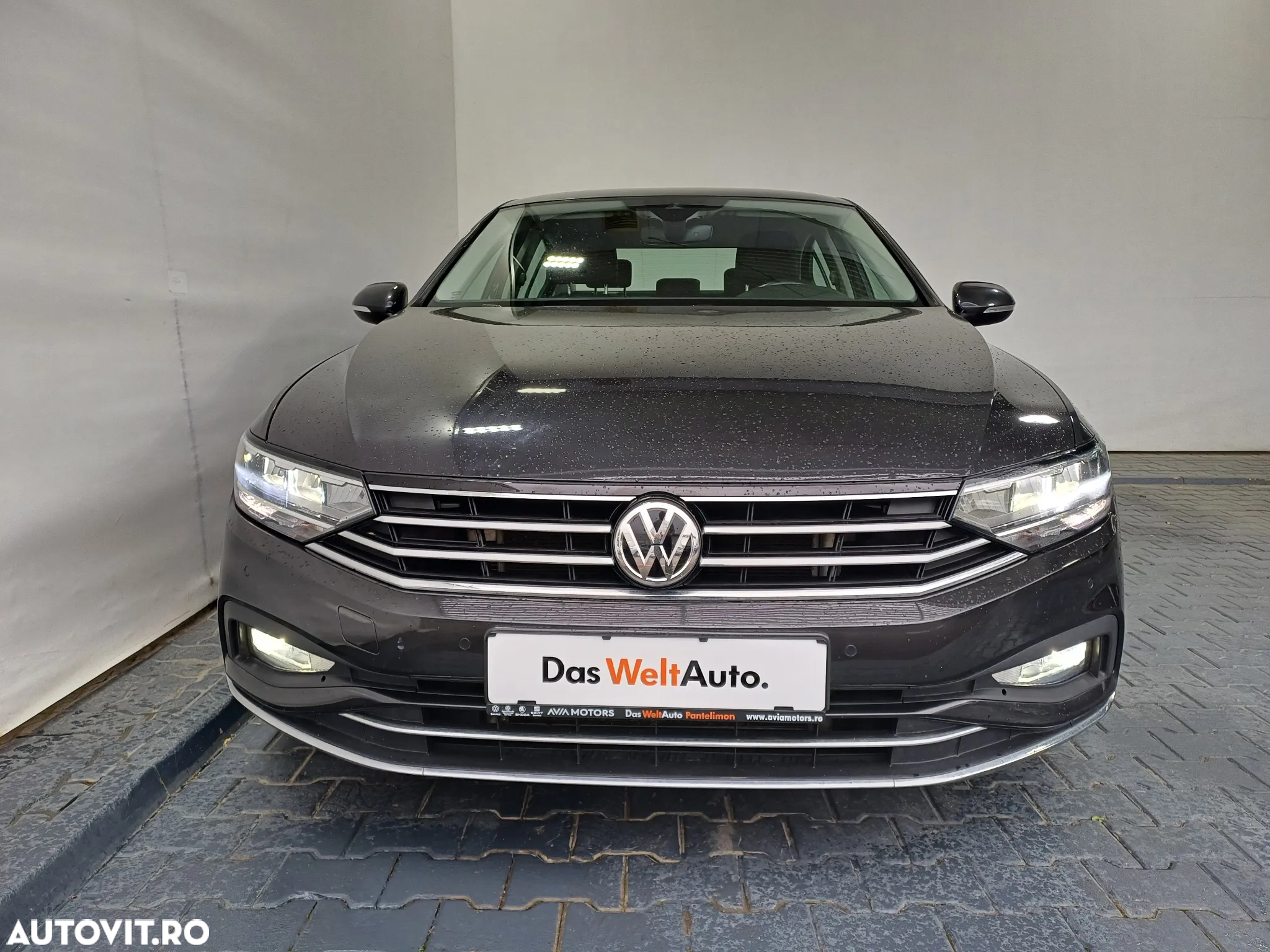 Volkswagen Passat 2.0 TDI DSG Highline - 35