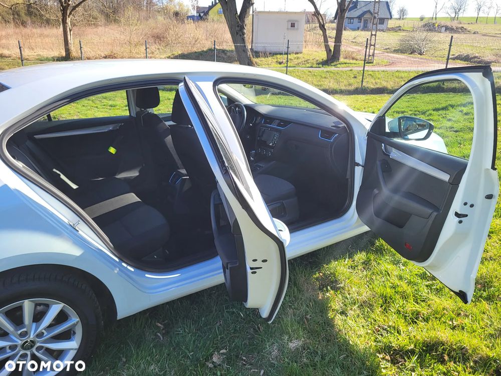 Skoda Octavia 1.4 TSI Ambition - 5