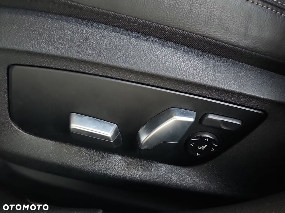 BMW Seria 5 - 24