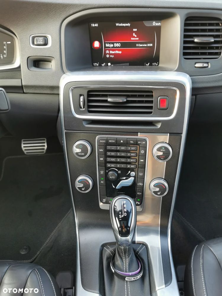 Volvo S60 T5 Geartronic RDesign - 17