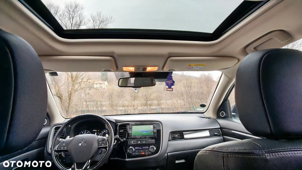 Mitsubishi Outlander 2.0 4WD CVT Diamant Edition+ - 18