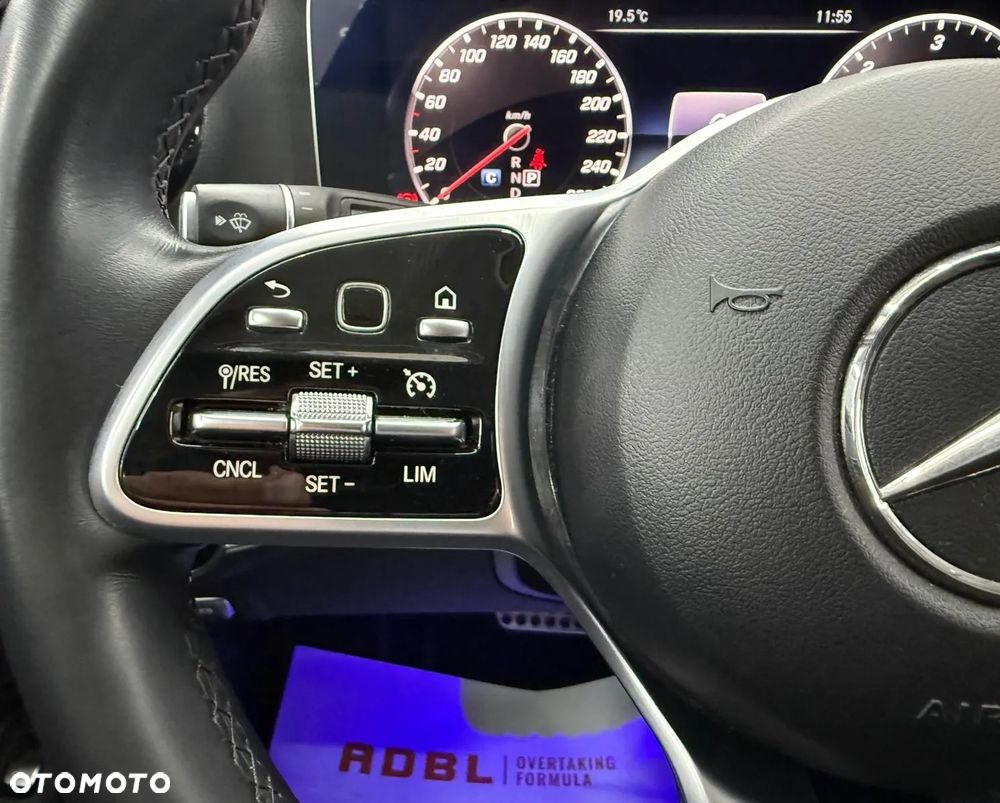 Mercedes-Benz Klasa E 220 d 9G-TRONIC Avantgarde - 14