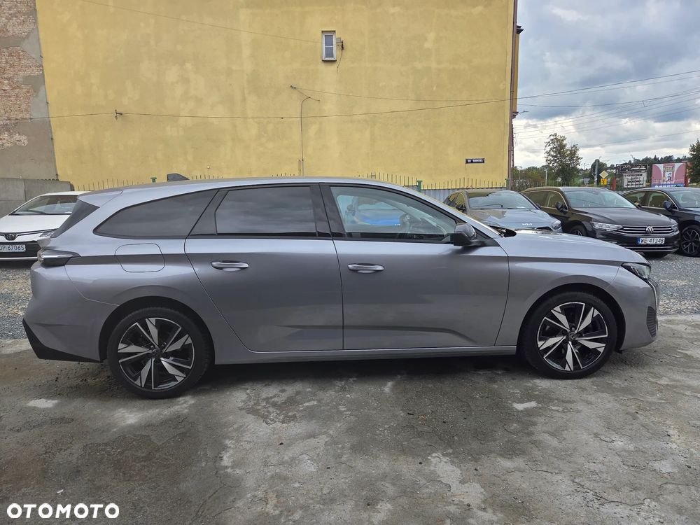Peugeot 308 1.2 PureTech Allure S&S EAT8 - 8
