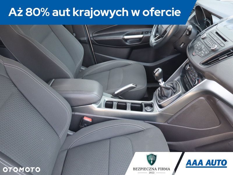 Ford Kuga - 11