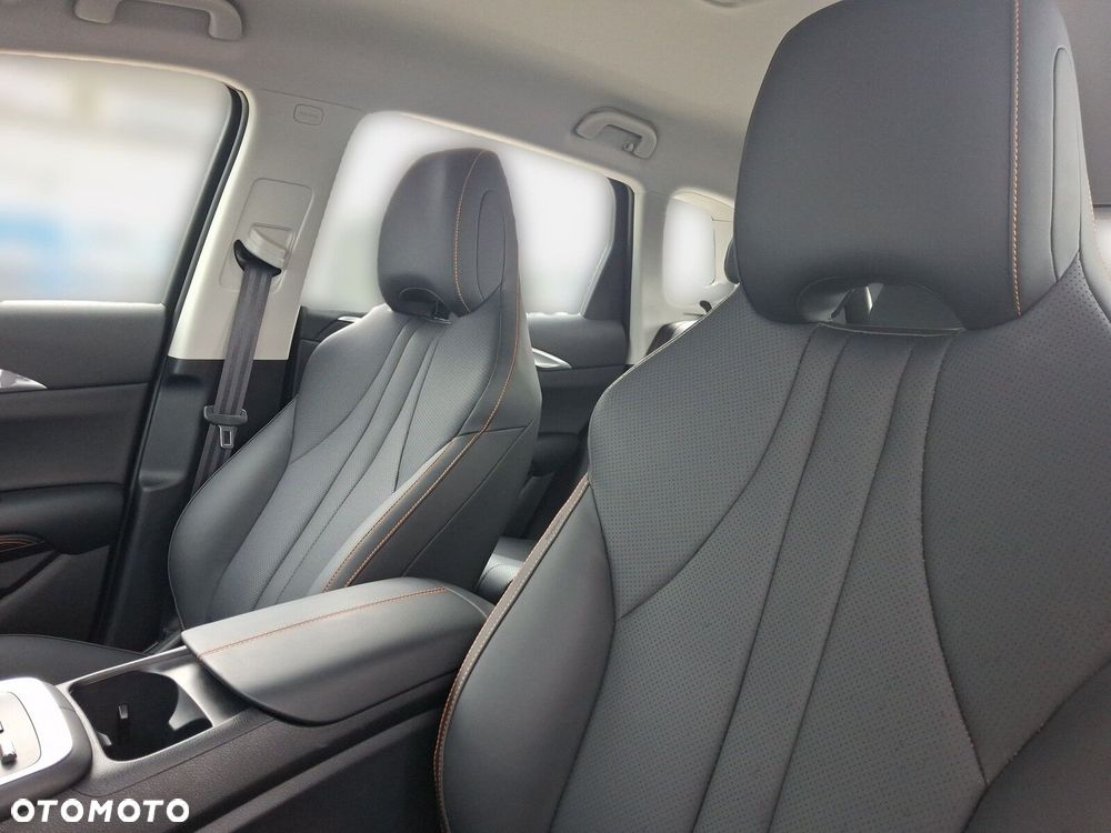 BYD Sealion 5 - 13