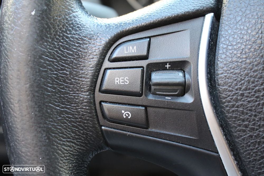 BMW 116 d Advantage Auto - 9