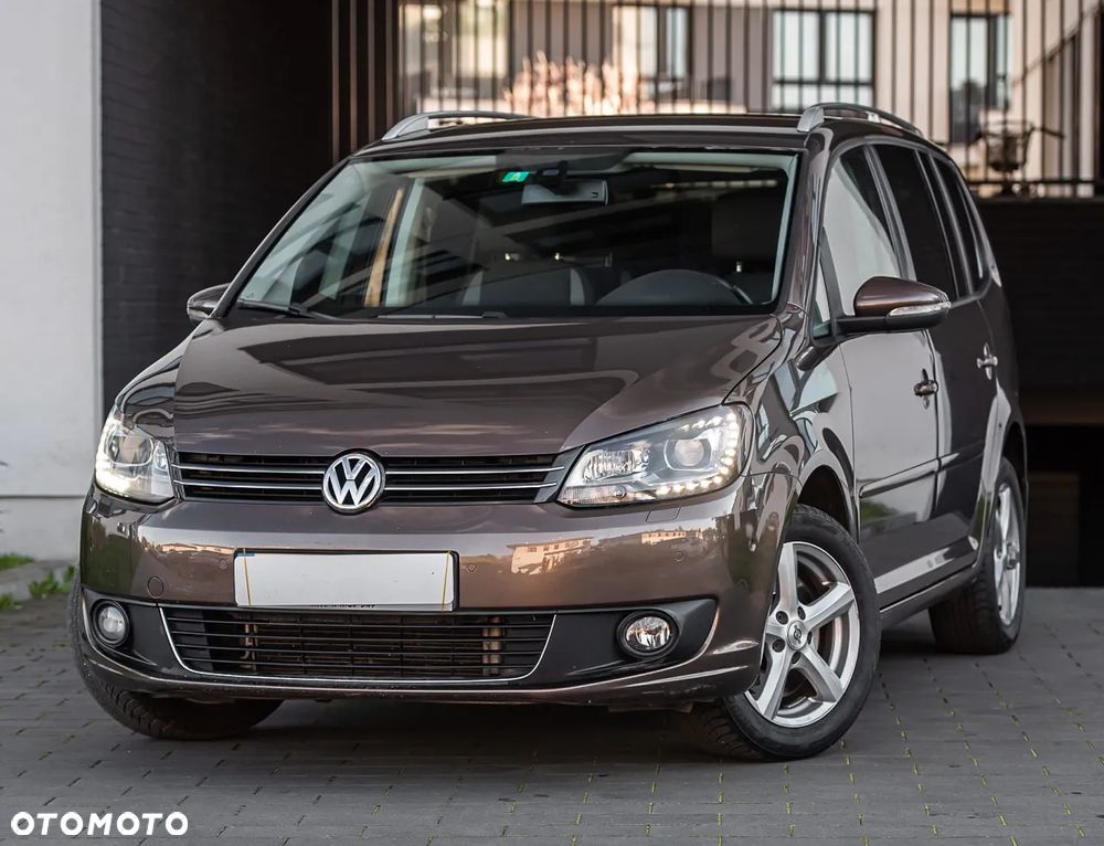 Volkswagen Touran 1.4 TSI BMT Highline DSG - 5
