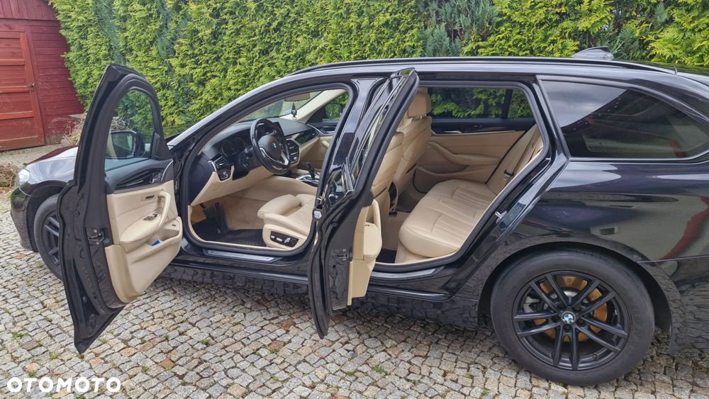 BMW Seria 5 520d Luxury Line sport - 6