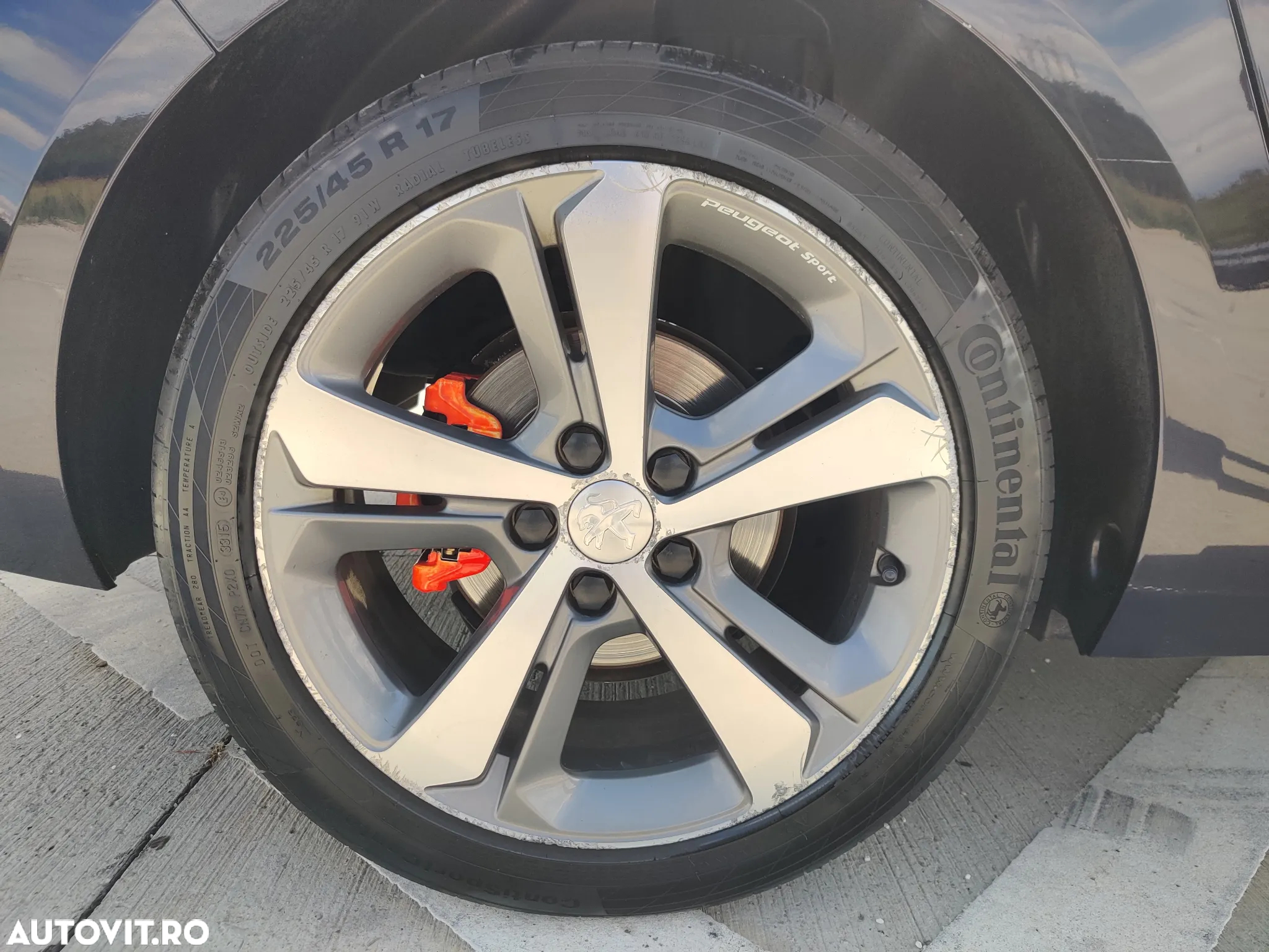 Peugeot 308 SW 1.2 L PureTech Turbo Allure - 16