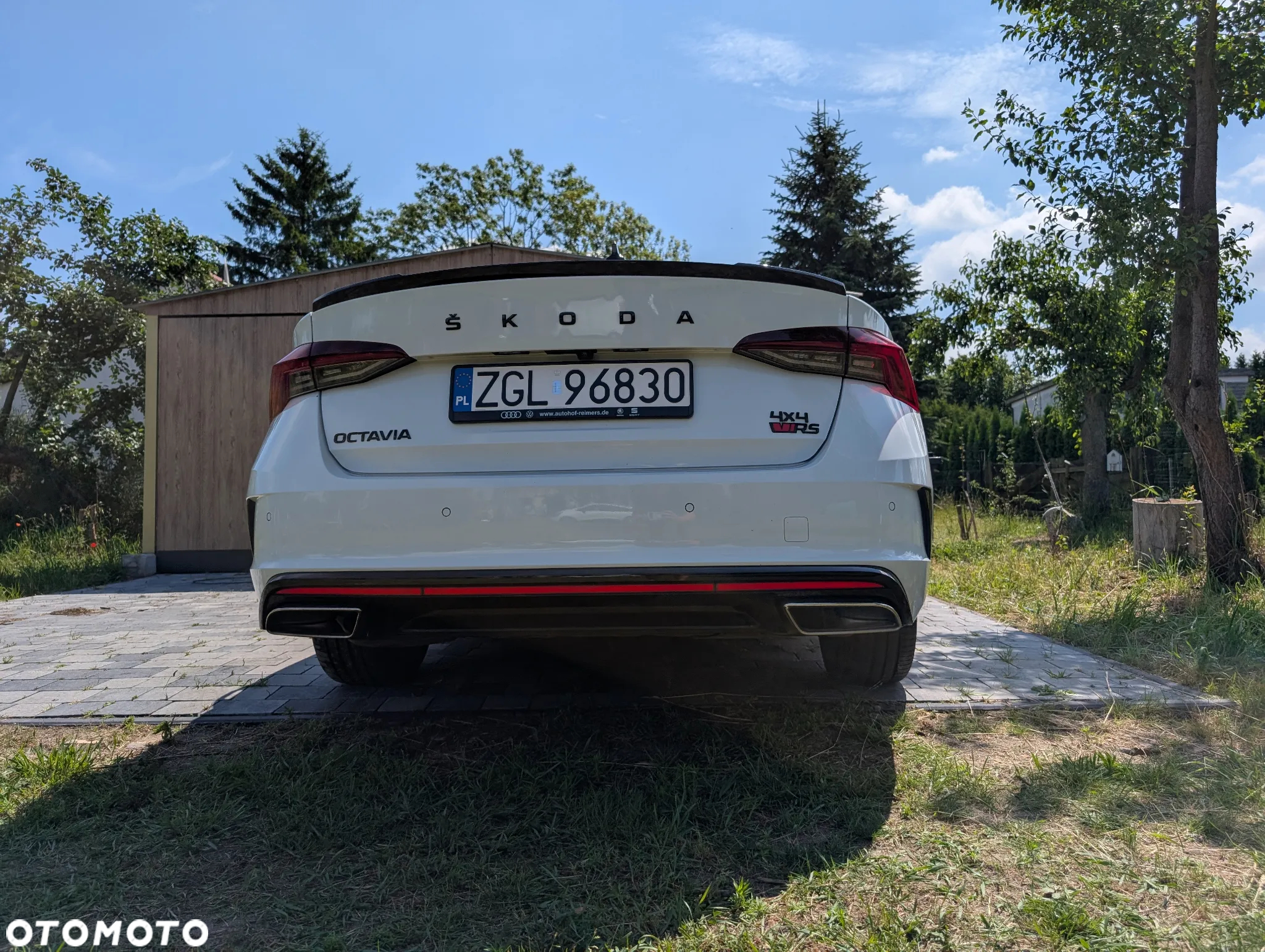 Skoda Octavia Combi 2.0 TDI DSG 4x4 RS Plus - 3