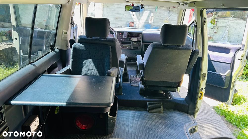 Volkswagen Multivan - 7