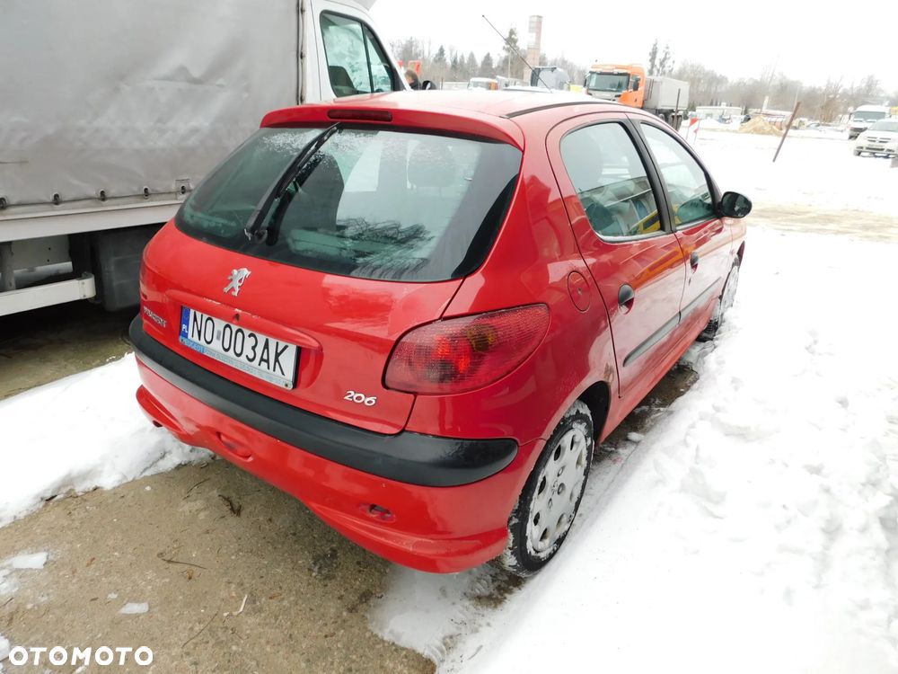 Peugeot 206 - 8