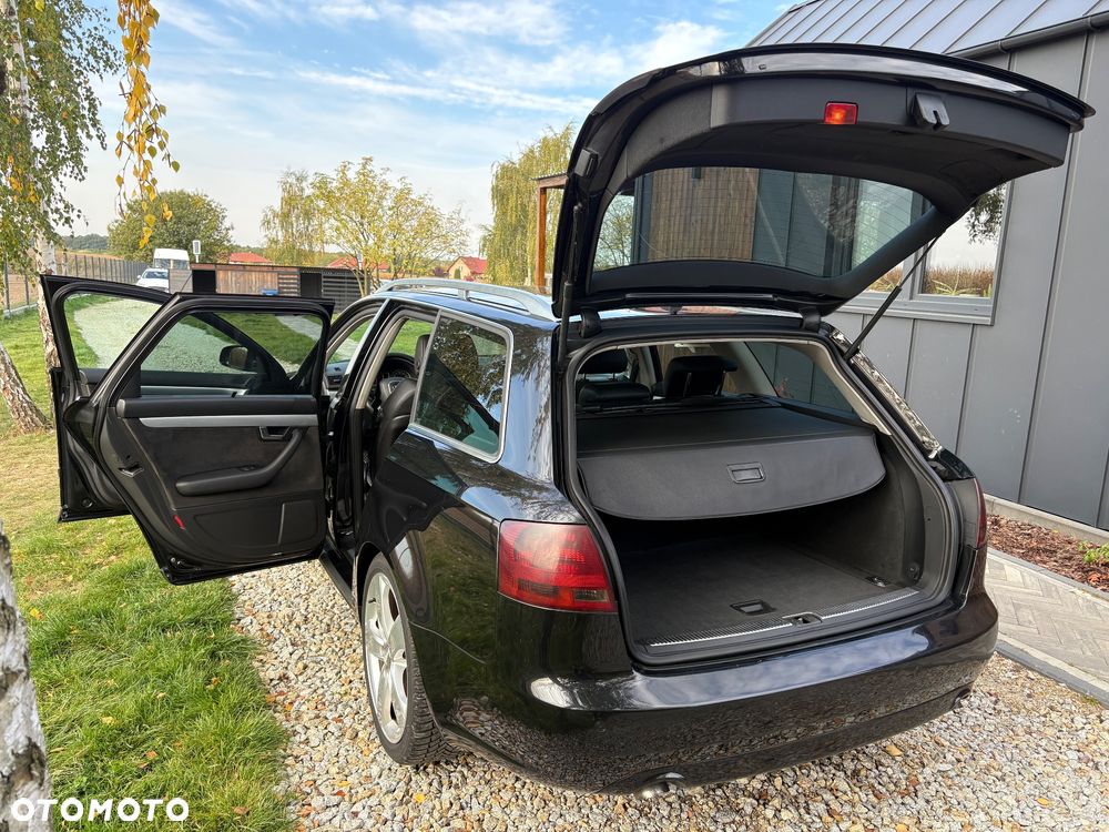 Audi A4 Avant - 16