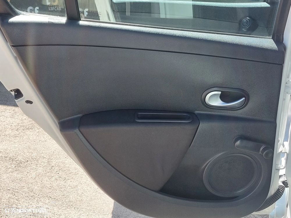 Renault Clio 1.5 dCi Confort - 15