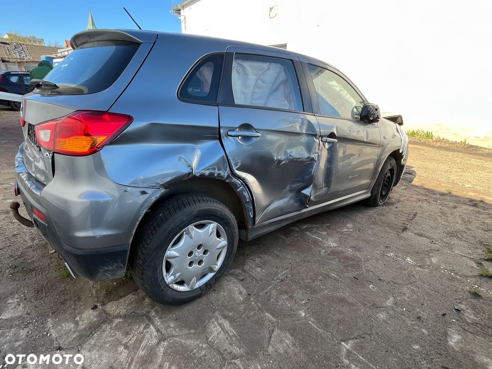 Mitsubishi ASX 1.8 DI-D 2WD Inform - 2