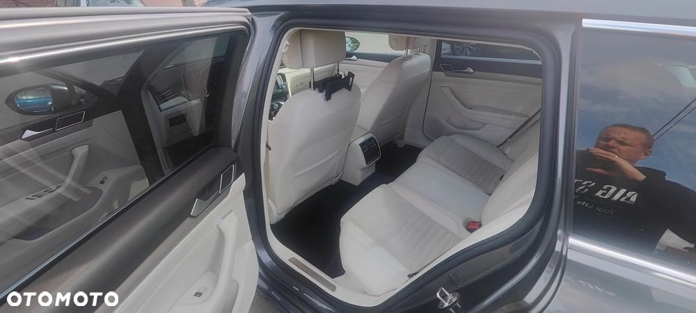 Volkswagen Passat 2.0 TDI BMT Highline DSG - 13