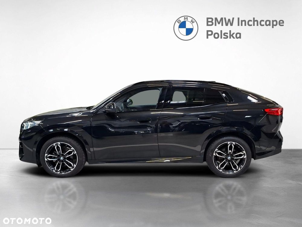 BMW iX2 eDrive20 66.5kWh M Sport - 3