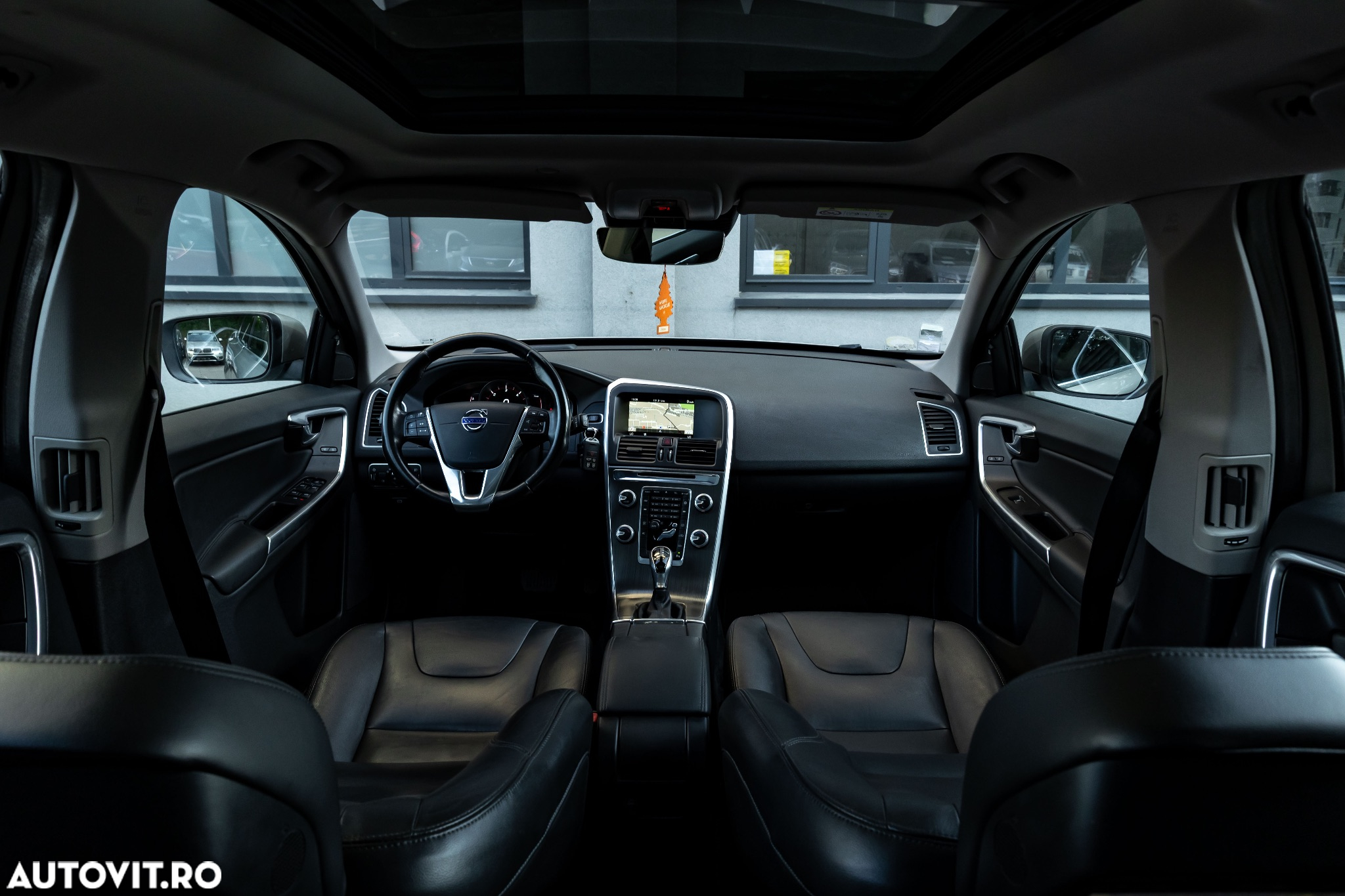 Volvo XC 60 D4 Geartronic Summum - 4