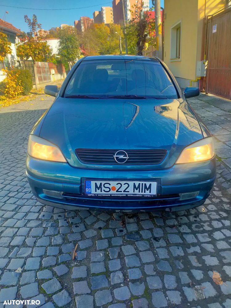 Opel Astra - 3
