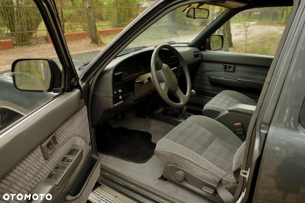 Toyota 4-Runner - 11