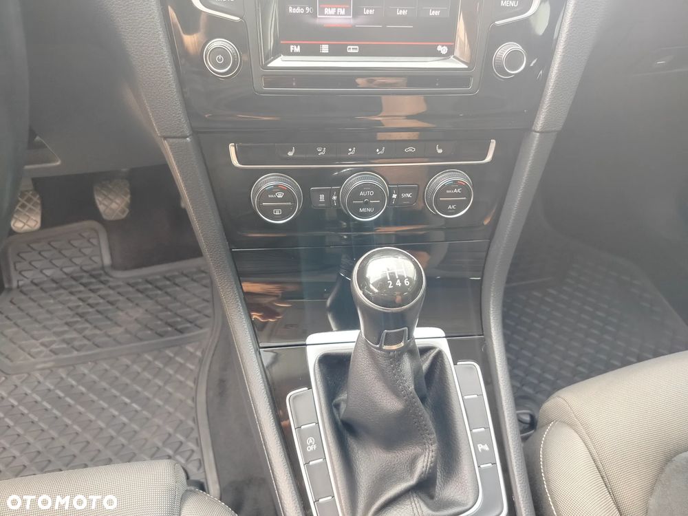 Volkswagen Golf 1.4 TSI BMT Comfortline Perfectline - 20