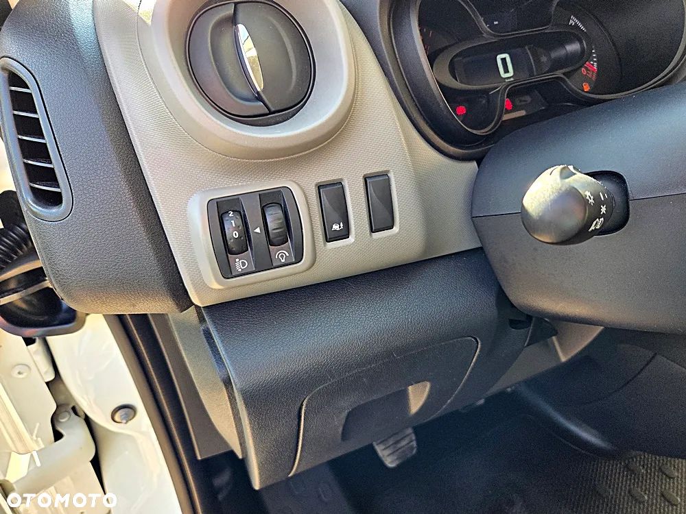 Renault TRAFIC - 27