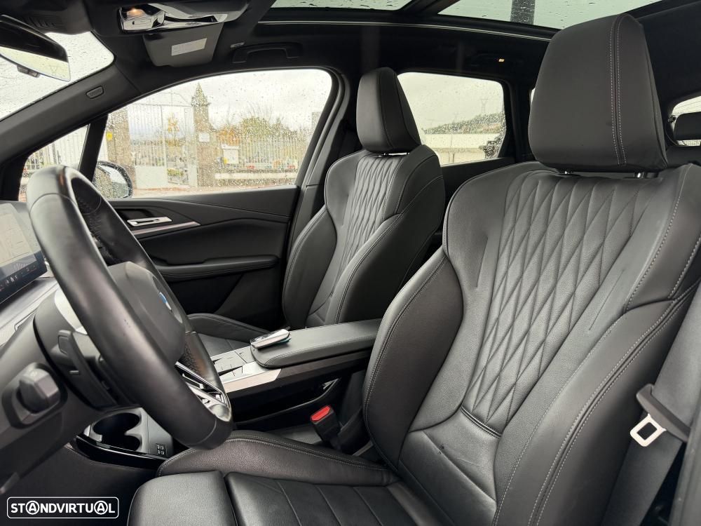 BMW 218 Active Tourer i Pack M Auto - 9