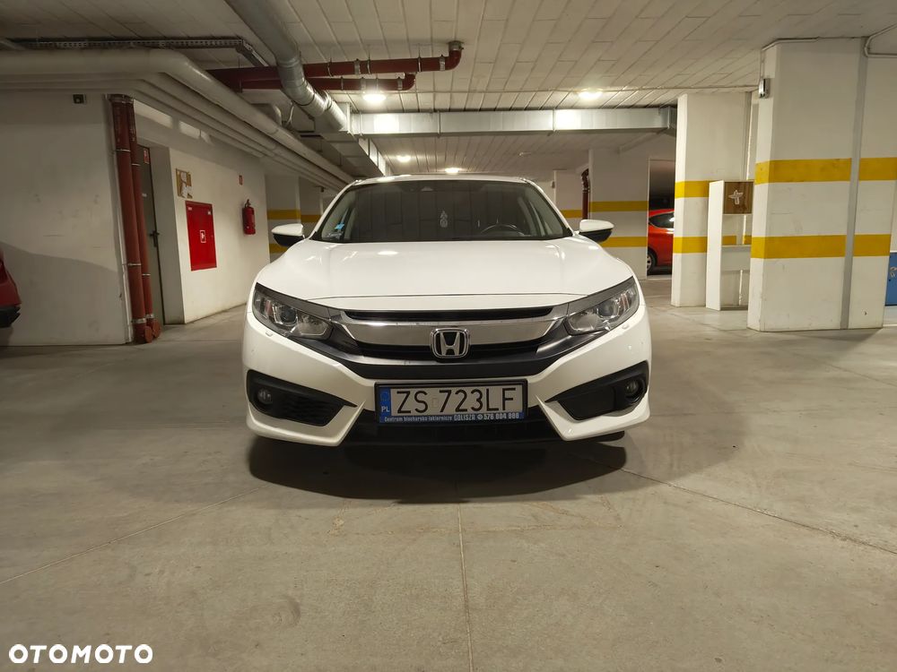 Honda Civic 1.5 T Elegance CVT - 10