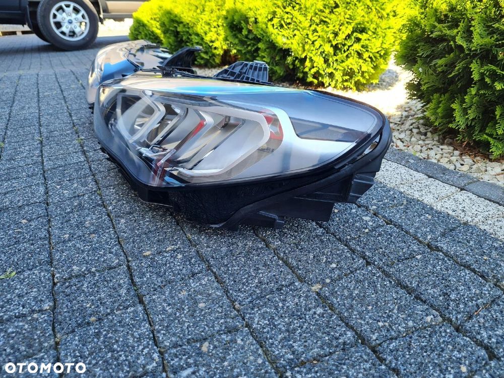 BMW 2 U06 Active Tourer Lampy przód Full Led Base Led 5A42243 5A42244 Okazja - 5