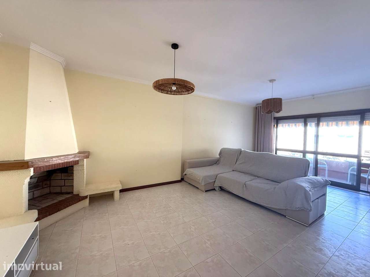 Apartamento de tipologia T3 localizado na zona da Praia do Furadouro - Grande imagem: 2/38