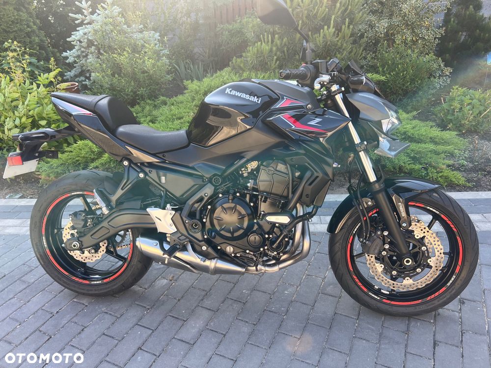 Kawasaki Z 650 - 16