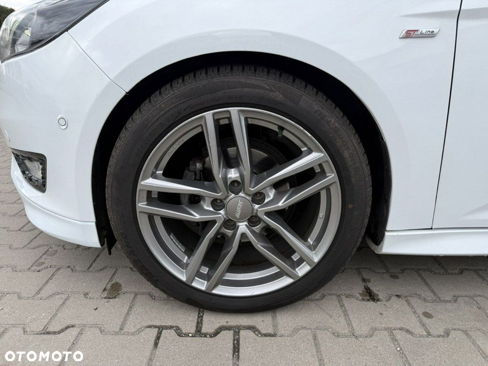 Ford Focus 1.0 EcoBoost ST-Line Black ASS - 11