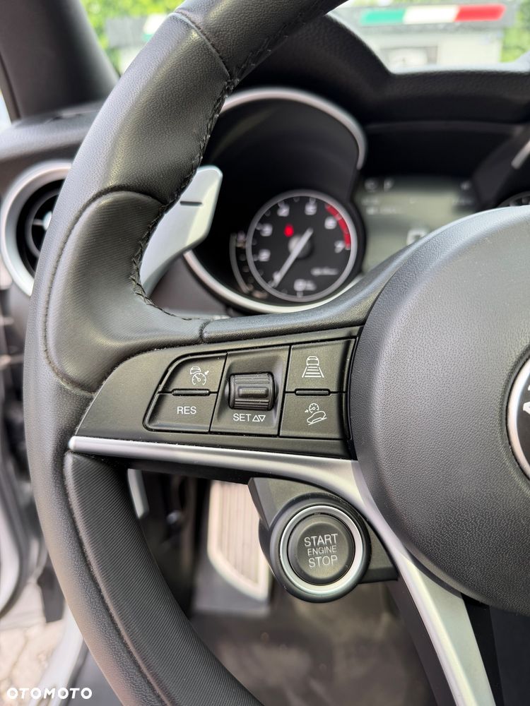 Alfa Romeo Stelvio 2.0 Turbo 16V AT8-Q4 Veloce - 20