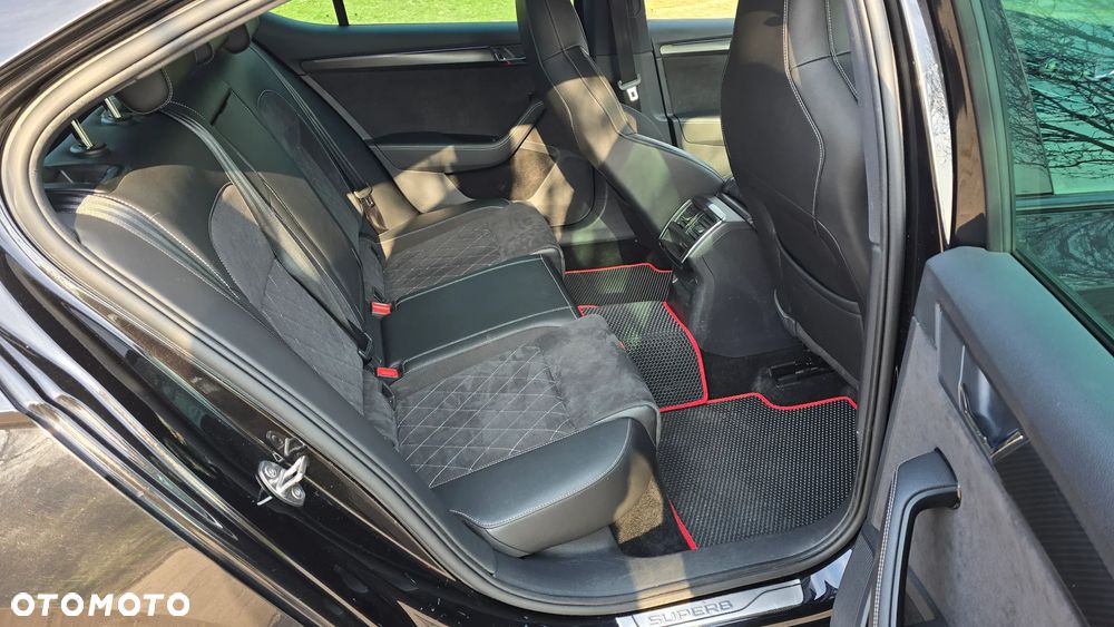 Skoda Superb 2.0 TSI 4x4 Sportline DSG - 10