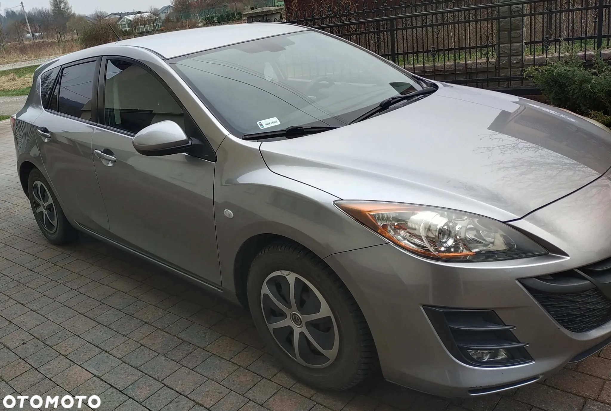 Mazda 3 1.6 CD Exclusive + - 2