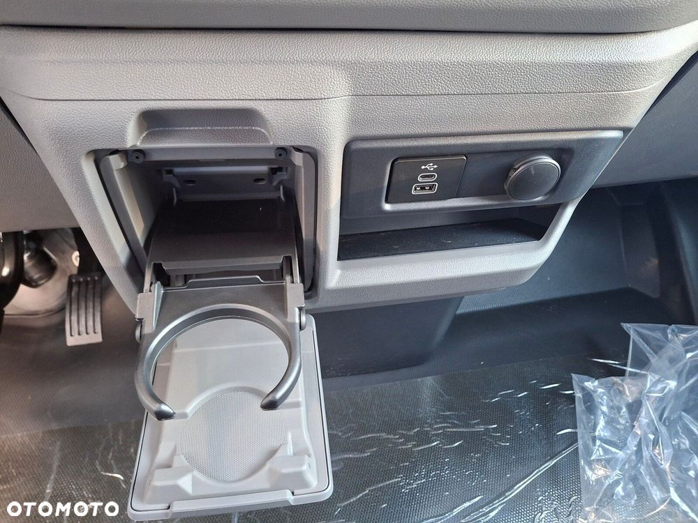 Volkswagen Transporter Furgon - 21