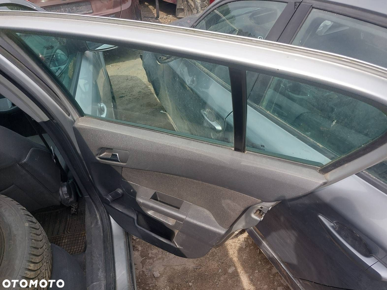 DRZWI KOMPLETNE PRAWY TYŁ VAUXHALL OPEL ASTRA H Z157 HB 5D - 5
