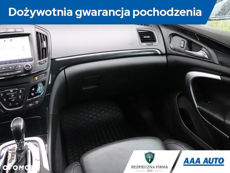 Opel Insignia - 10