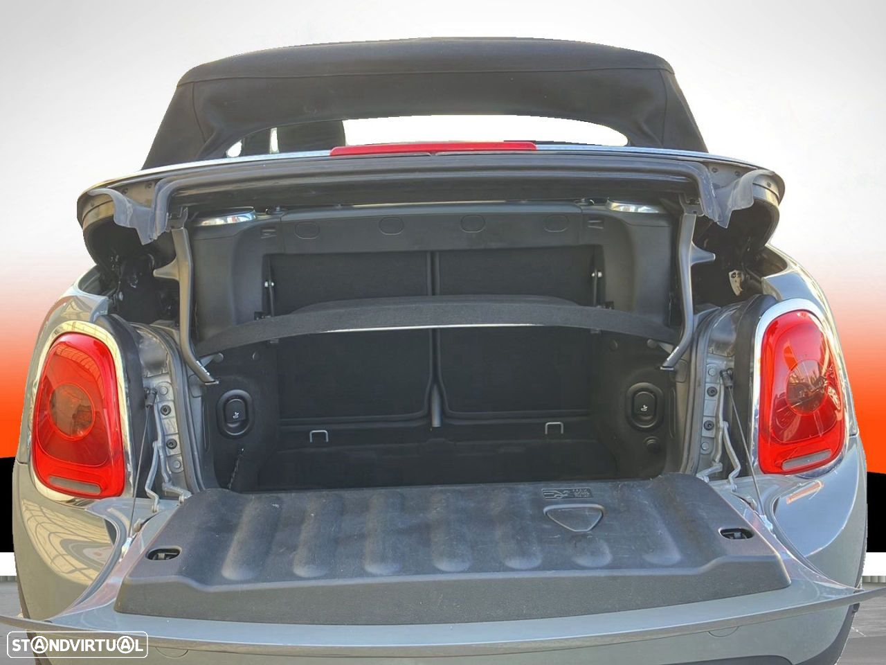 MINI Cabrio One - 14