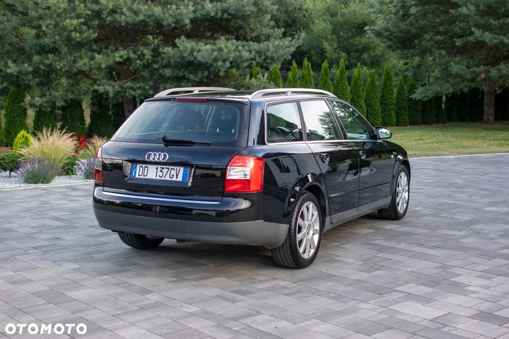 Audi A4 Avant - 9