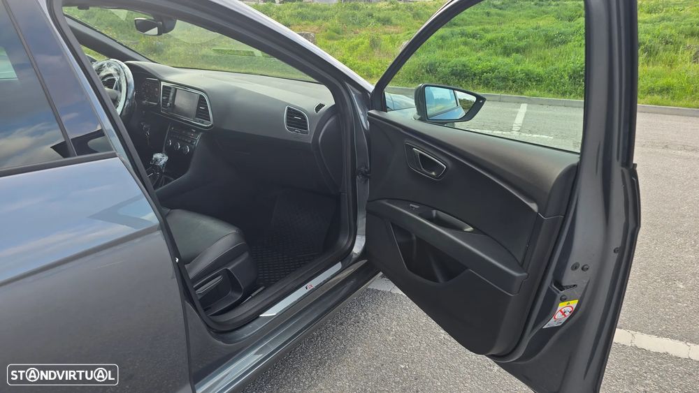 SEAT Leon ST 1.8 TSI S&S DSG FR - 25