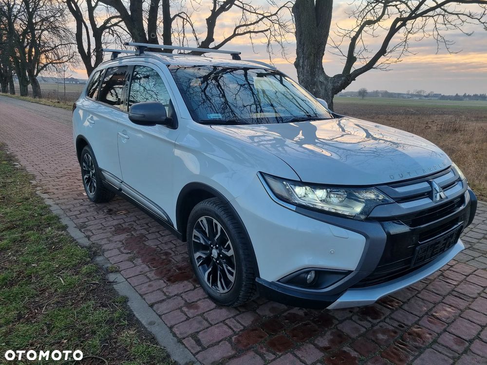 Mitsubishi Outlander 2.2 DI-D Intense + SDA 4WD - 37