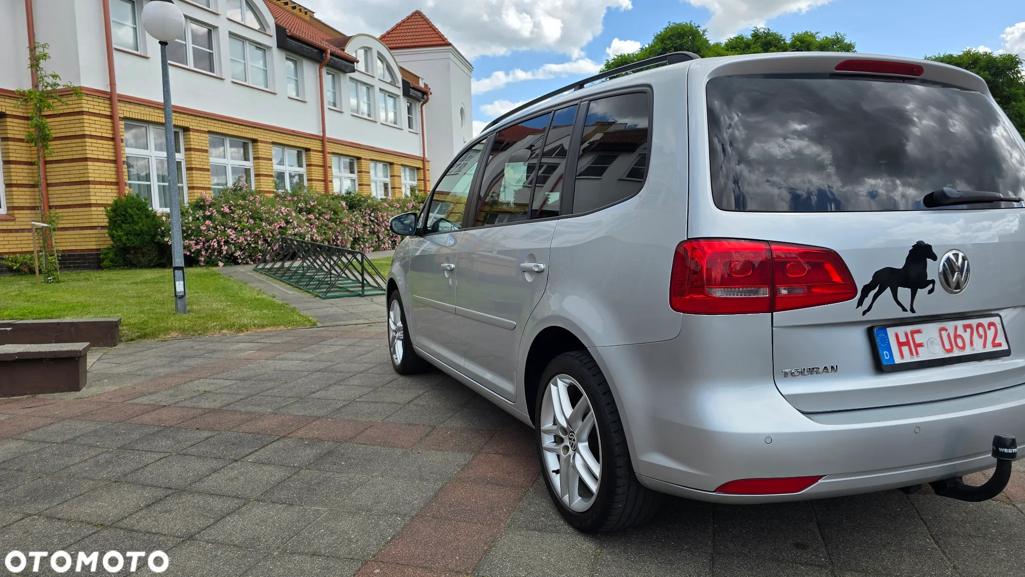 Volkswagen Touran 2.0 TDI DPF BlueMotion Technology Comfortline - 34