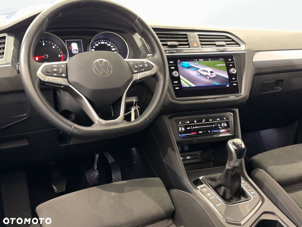 Volkswagen Tiguan - 15