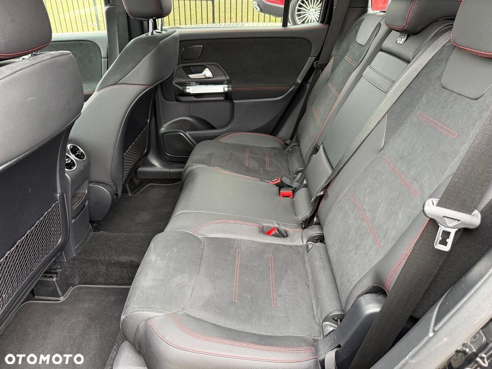 Mercedes-Benz GLB 200 d AMG Line 8G-DCT - 11